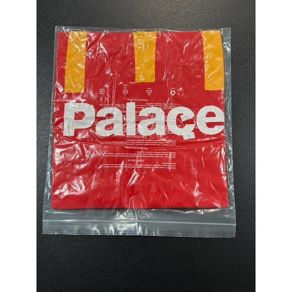 Palace x McDonalds Tee Arches*Size XL*Red*SOLD OUT*New in Original Packaging - Picture 4 of 4
